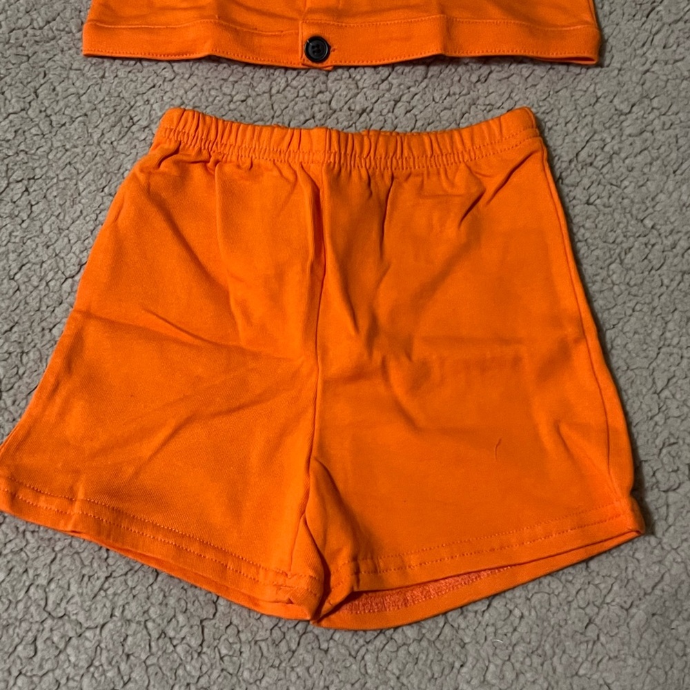 ๐คNew New Two piece Boys Short set ๐ค - Picture 4 of 6